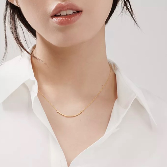 Tiffany T Smile Pendant in Yellow Gold, Small - Picture 1 of 1
